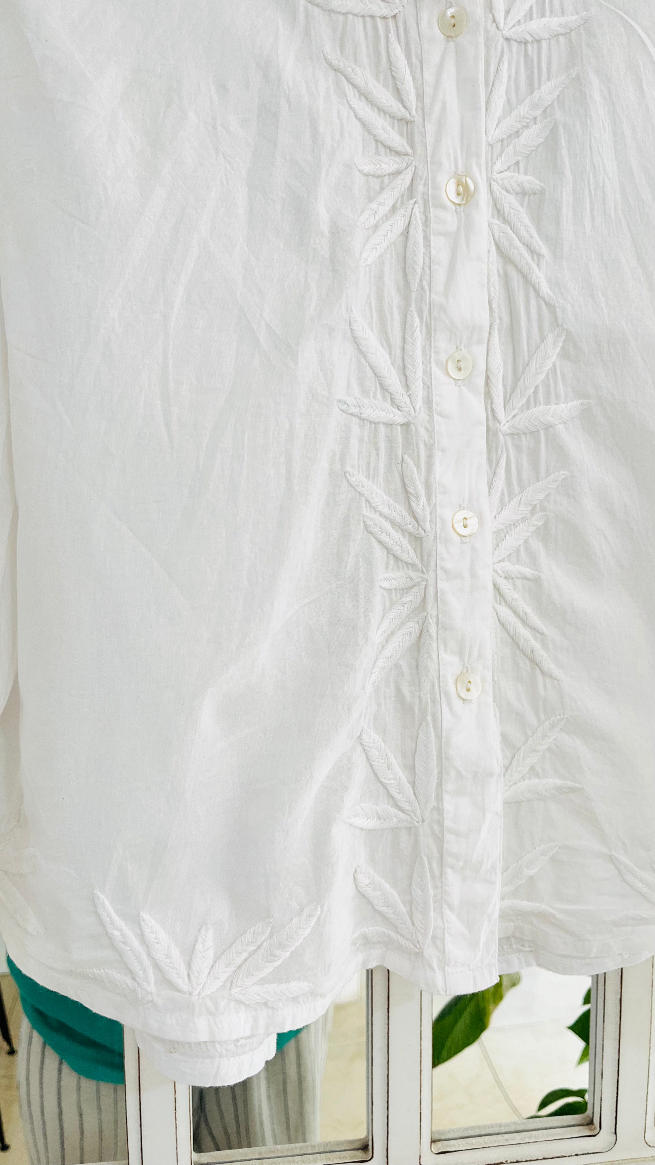 Pure Cotton Leaf Motif Chikankari Shirt